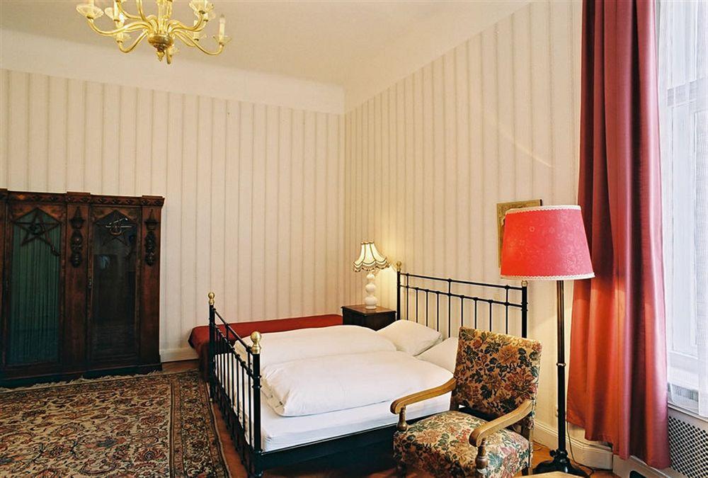 Hotel Hotel-pension Funk Am Kurfuerstendamm Berlino