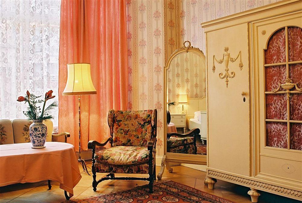 Hotel-pension Funk Am Kurfuerstendamm 3* Berlino