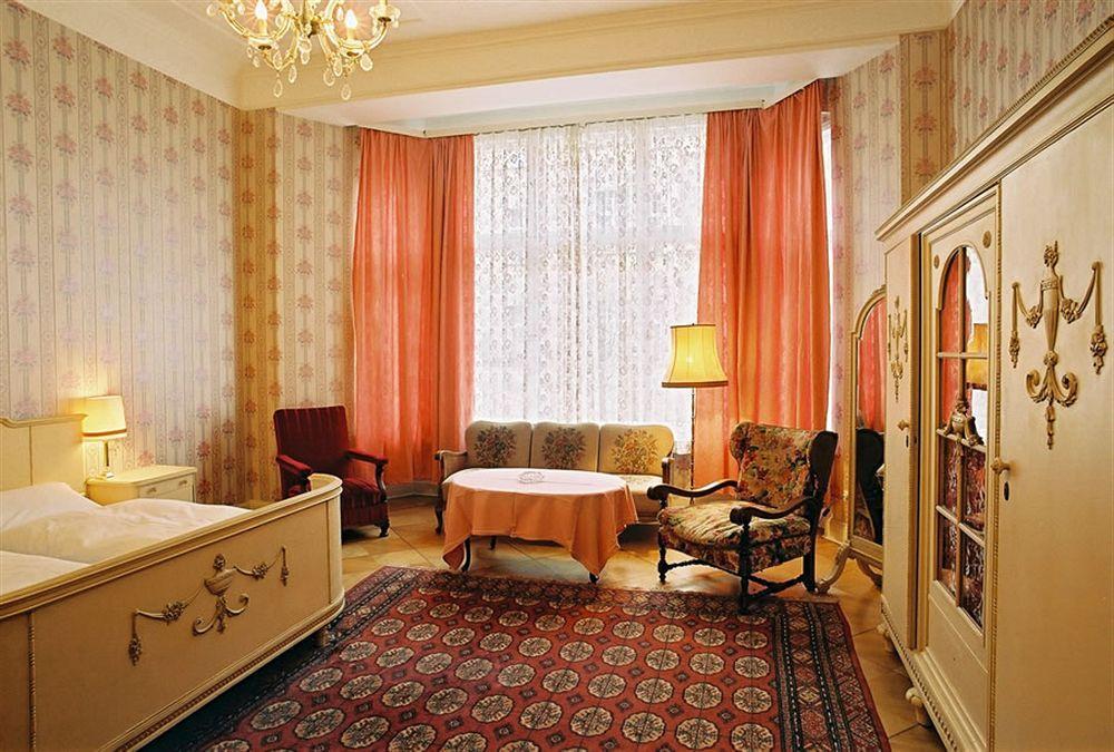 Hotel-pension Funk Am Kurfuerstendamm Hotel 3*