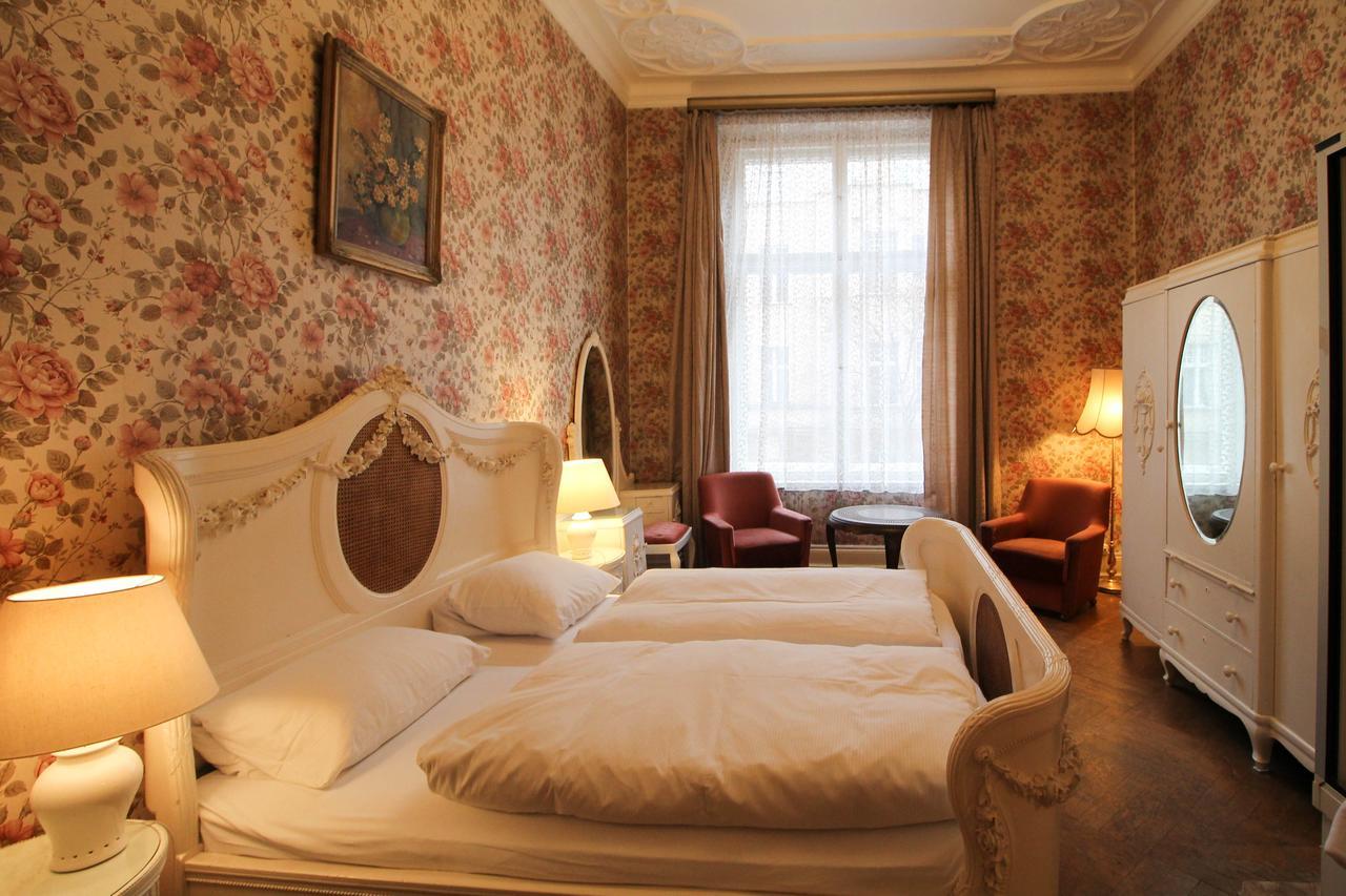 Hotel-pension Funk Am Kurfuerstendamm Berlino