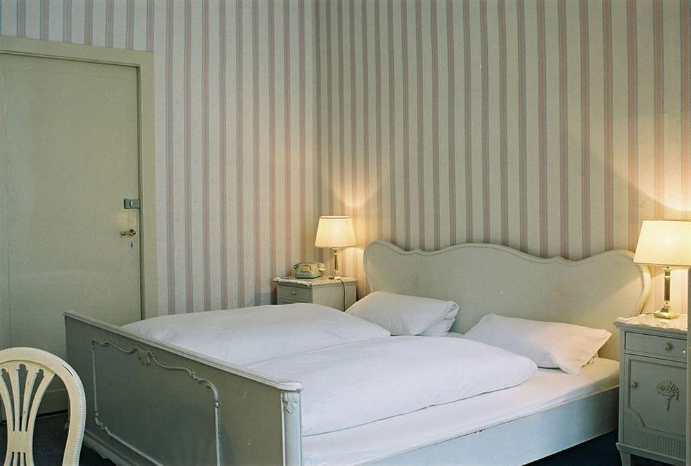 Hotel-pension Funk Am Kurfuerstendamm 3*