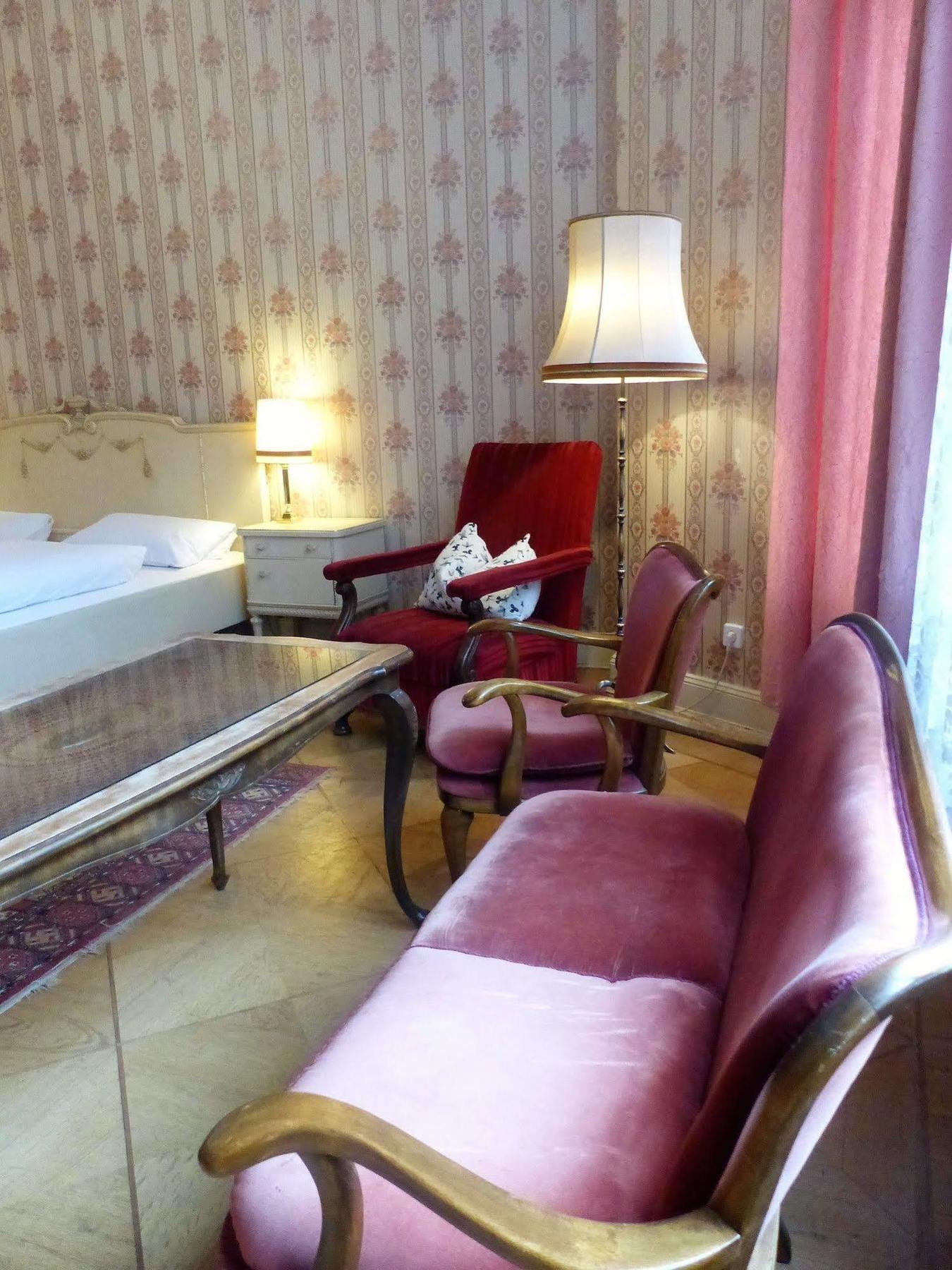 Hotel-pension Funk Am Kurfuerstendamm Hotel